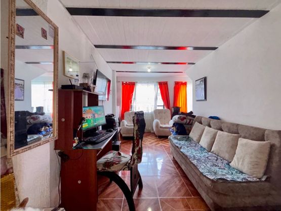 Casa en venta en Altamira, Bogotá · foto 3 de 20