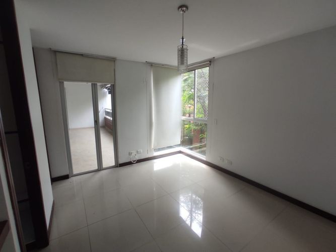 Apartamento de 3 alcobas en venta en Belisario Caicedo, Cali, 125 m² · foto 14 de 24