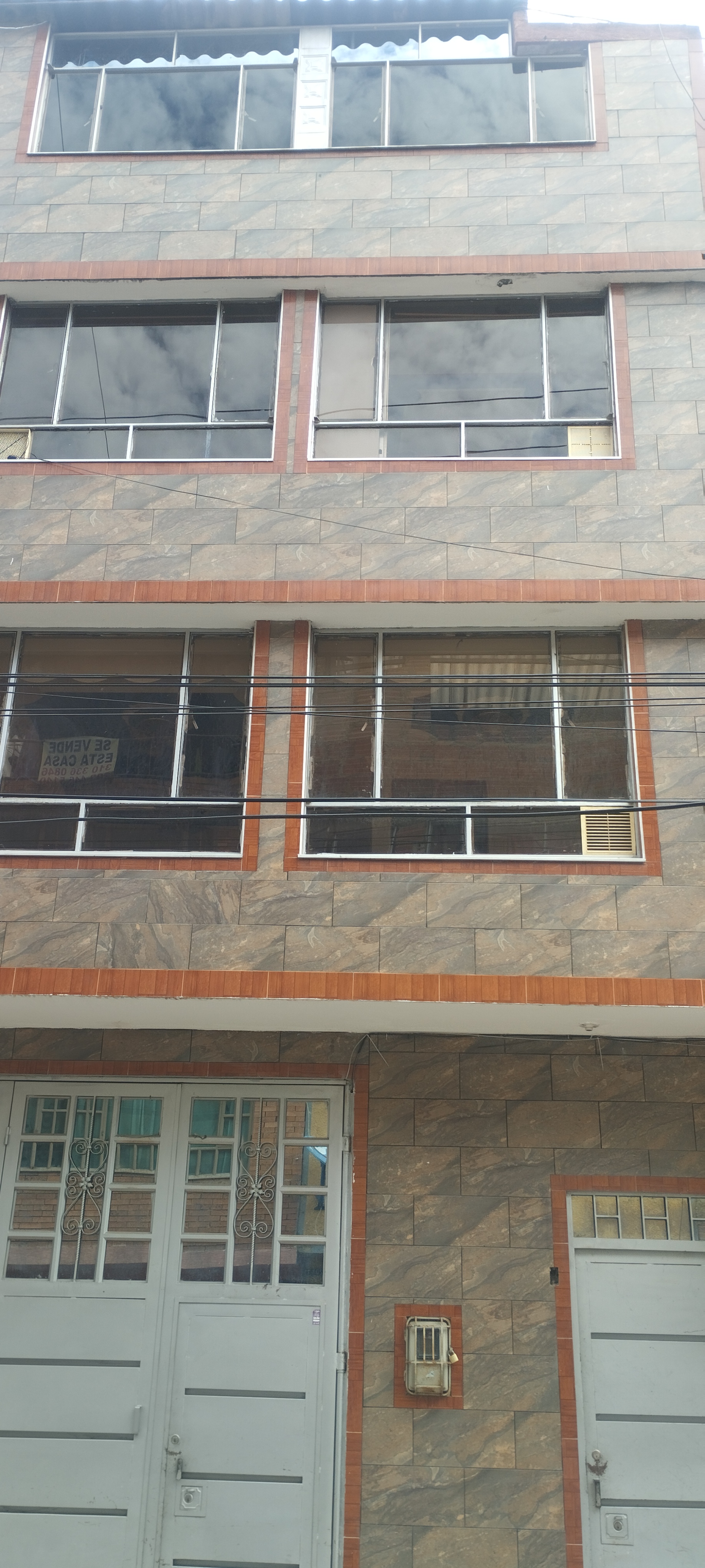 Casa en venta en Engativá, Bogotá · foto 3 de 24