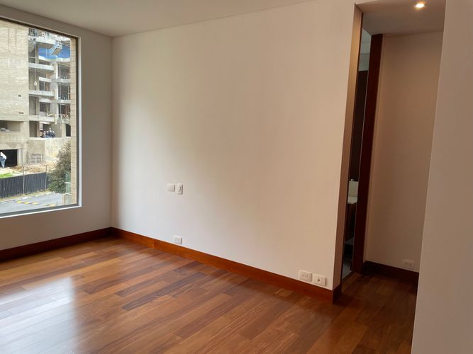 Apartamento de 3 alcobas en venta en Cerros De Suba, Bogotá, 274 m² · foto 21 de 24