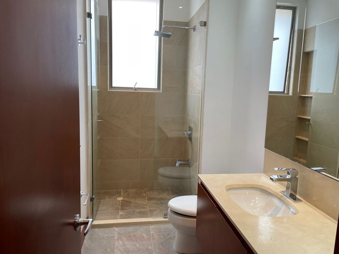 Apartamento de 3 alcobas en venta en Cerros De Suba, Bogotá, 274 m² · foto 23 de 24