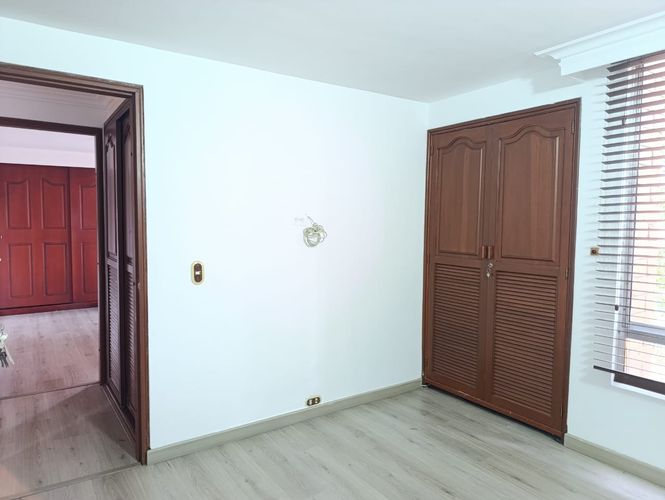 Apartamento de 3 alcobas en venta en El Poblado, Medellín, 100 m² · foto 13 de 19