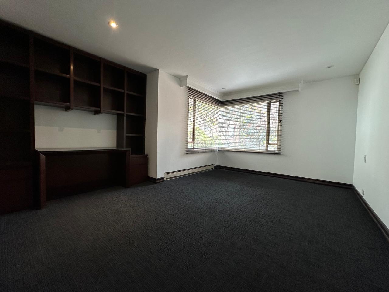 Apartamento en venta en Los Rosales, Bogotá · foto 5 de 19