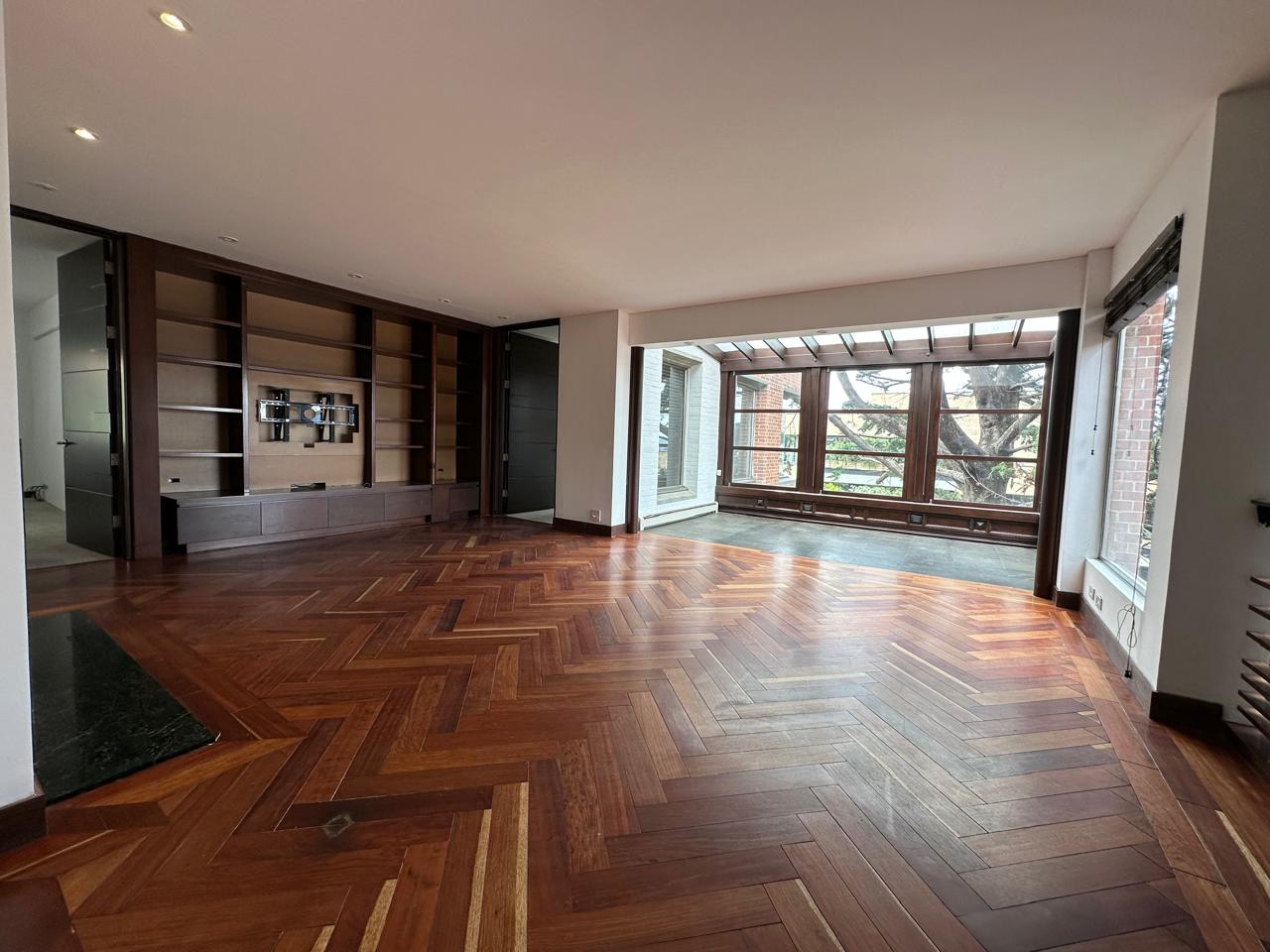 Apartamento en venta en Los Rosales, Bogotá · foto 16 de 19