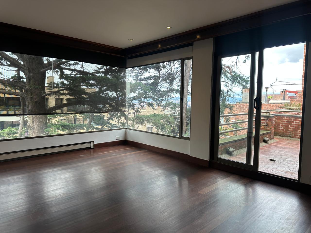 Apartamento en venta en Los Rosales, Bogotá · foto 12 de 19