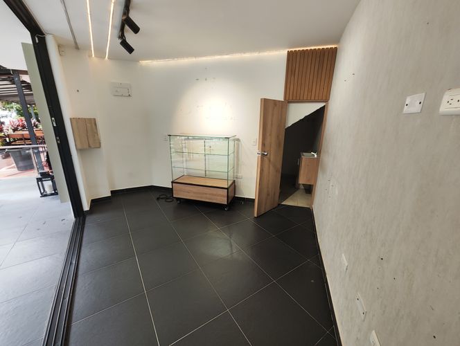 Local en arriendo en Laureles, Medellín, 14 m² · foto 6 de 13