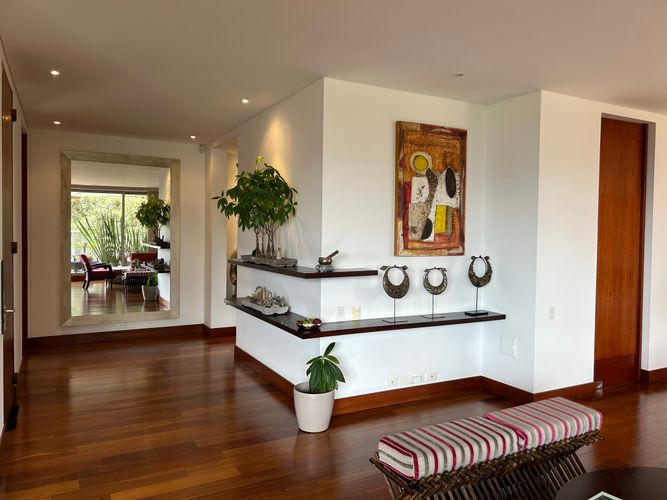 Apartamento de 3 alcobas en venta en Cerros De Suba, Bogotá, 274 m² · foto 10 de 24