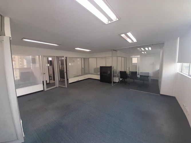 Oficina en arriendo en El Poblado, Medellín, 87 m² · foto 9 de 19