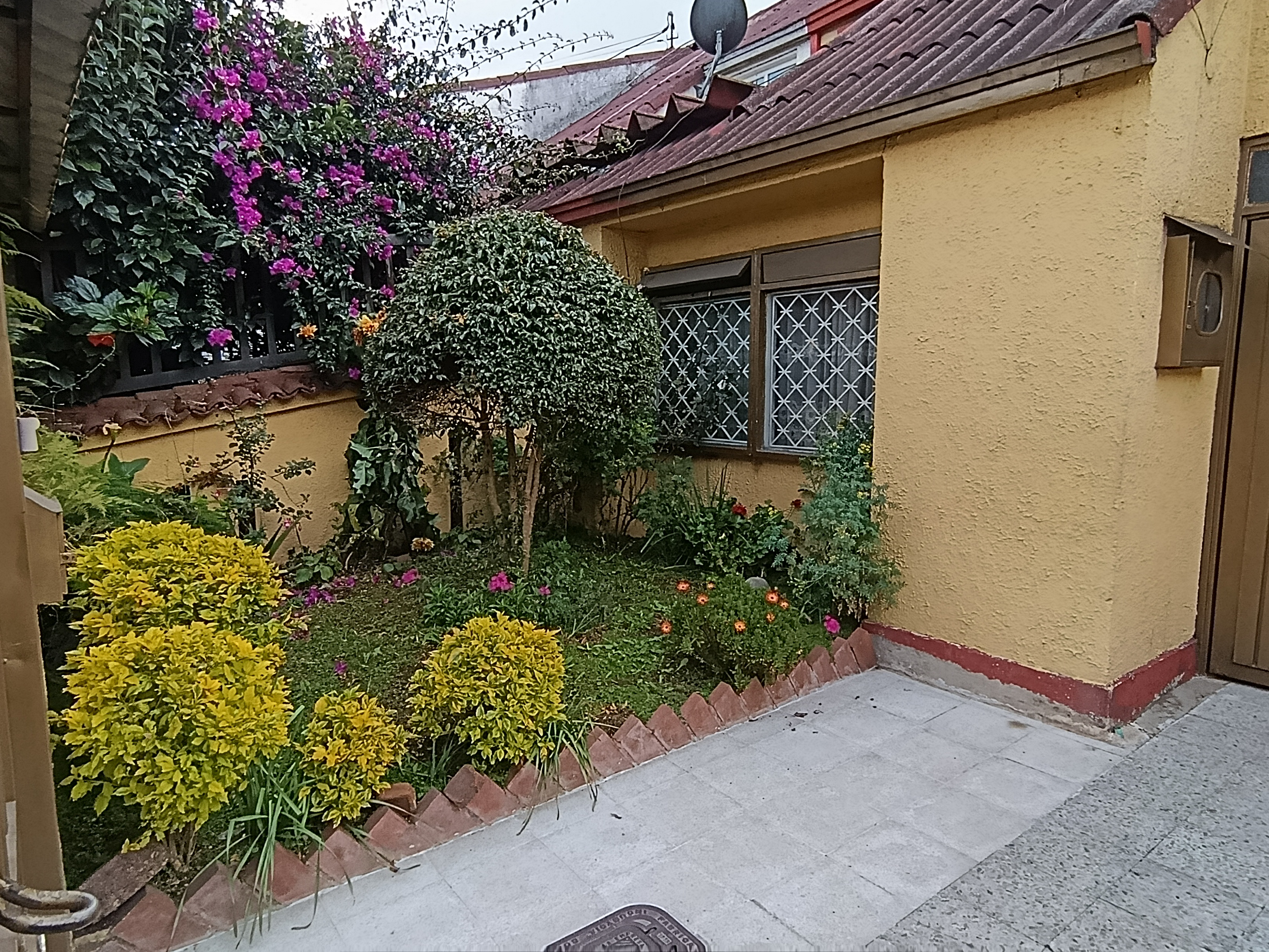 Casa en venta en Engativá, Bogotá · foto 3 de 24