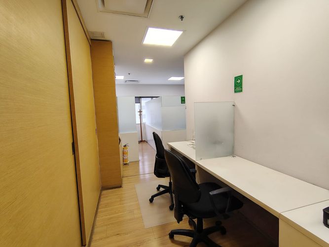 Oficina en arriendo en El Poblado, Medellín, 100 m² · foto 6 de 14