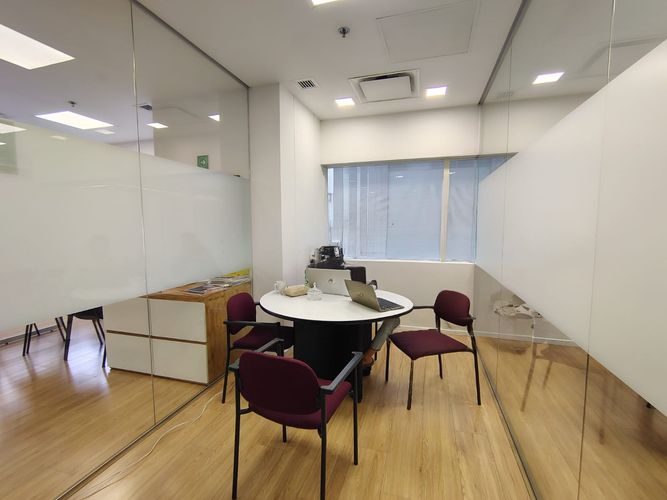 Oficina en arriendo en El Poblado, Medellín, 100 m² · foto 7 de 14