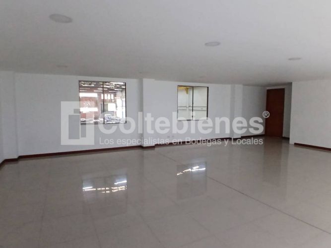 Oficina en arriendo en La Tablaza, La Estrella, 250 m² · foto 3 de 16