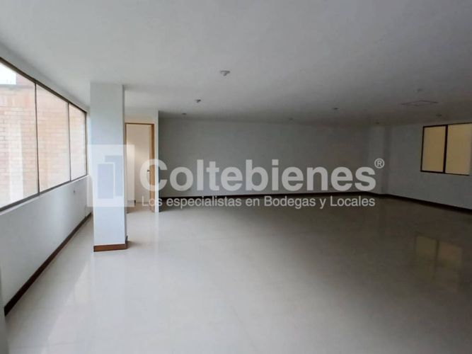 Oficina en arriendo en La Tablaza, La Estrella, 250 m² · foto 6 de 16