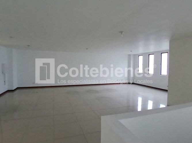 Oficina en arriendo en La Tablaza, La Estrella, 250 m² · foto 7 de 16