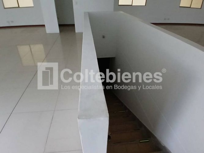 Oficina en arriendo en La Tablaza, La Estrella, 250 m² · foto 9 de 16