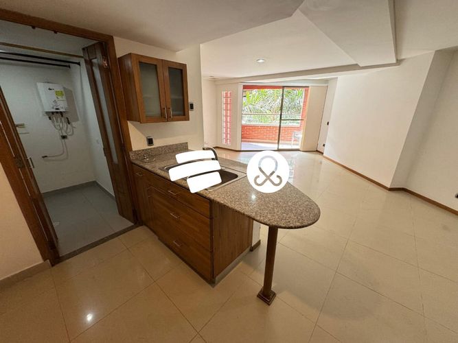 Apartamento de 3 alcobas en venta en Las Lomitas, Sabaneta, 111 m² · foto 8 de 23