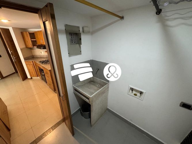 Apartamento de 3 alcobas en venta en Las Lomitas, Sabaneta, 111 m² · foto 17 de 23