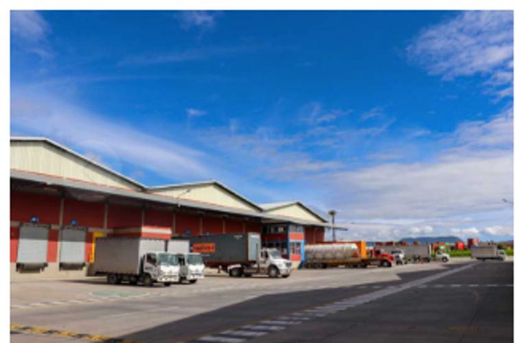 Bodega en arriendo en Boyero, Madrid, 3750 m² · foto 13 de 18
