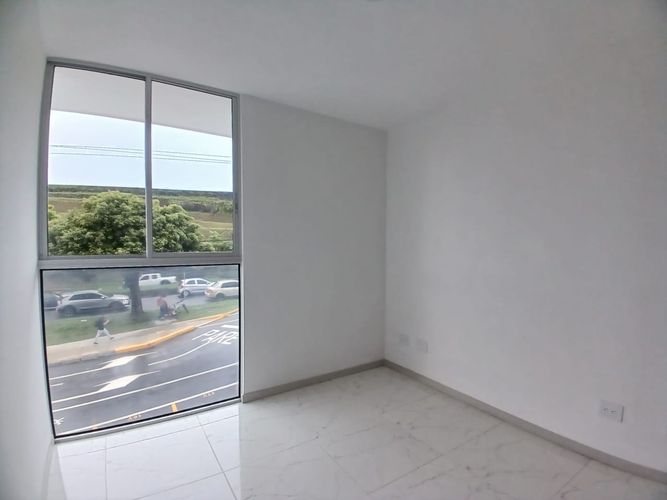 Apartamento de 3 alcobas en venta en Senderos De Unicentro, Pereira, 86 m² · foto 3 de 10