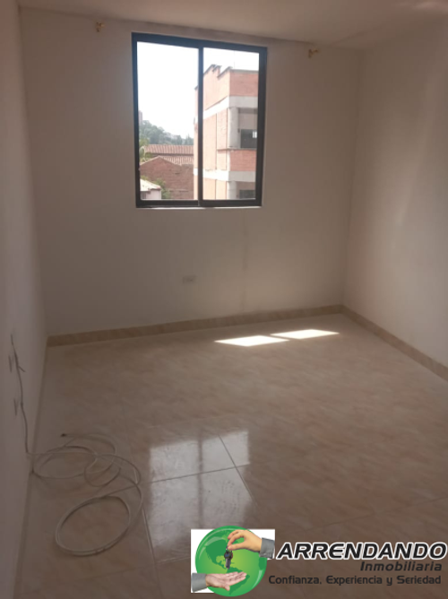 Apartamento de 2 alcobas en venta en La Florida, Medellín, 52 m² · foto 3 de 11