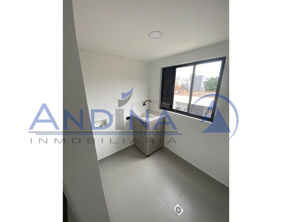Apartamento en venta en Laureles, Medellín · foto 13 de 19