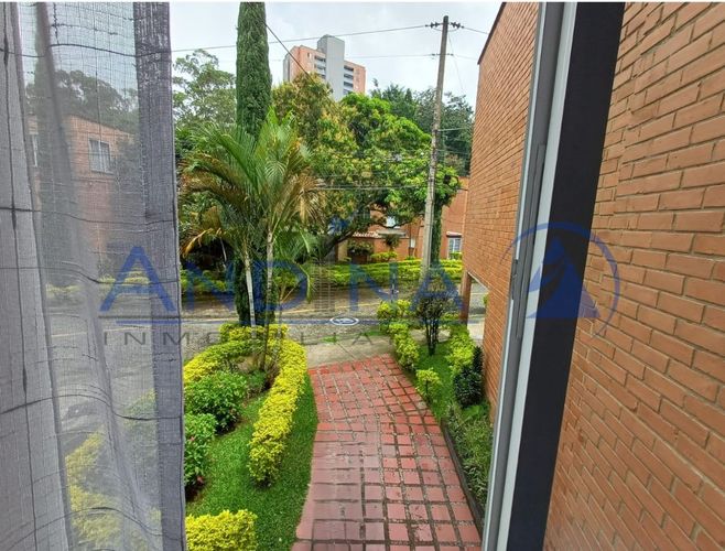 Casa de 5 alcobas en venta en Camino Verde, Envigado, 158 m² · foto 14 de 20