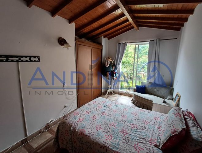 Casa de 5 alcobas en venta en Camino Verde, Envigado, 158 m² · foto 17 de 20