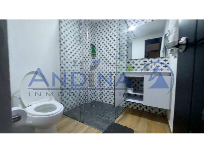 Apartamento de 4 alcobas en venta en Laureles, Medellín, 140 m² · foto 18 de 19