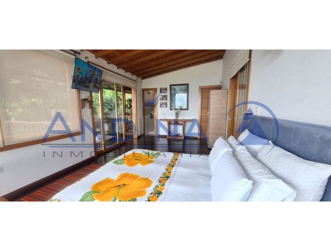 Casa de 3 alcobas en venta en Altavista, Medellín, 240 m² · foto 8 de 18