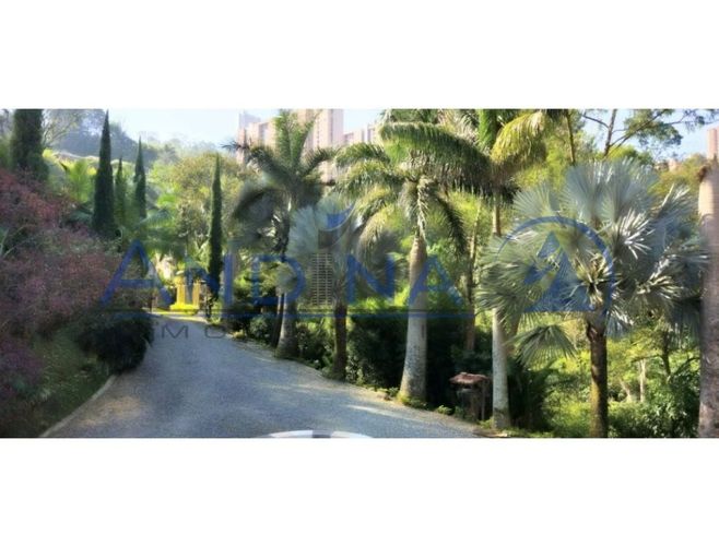 Casa de 7 alcobas en venta en Las Lomitas, Sabaneta, 550 m² · foto 19 de 20