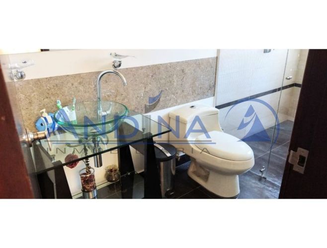Casa de 7 alcobas en venta en Las Lomitas, Sabaneta, 550 m² · foto 20 de 20