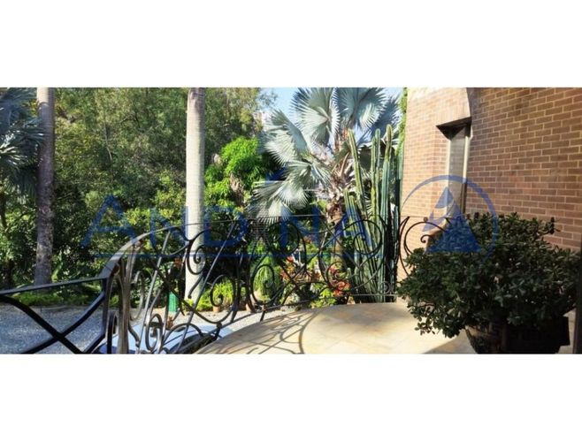 Casa de 7 alcobas en venta en Las Lomitas, Sabaneta, 550 m² · foto 16 de 20