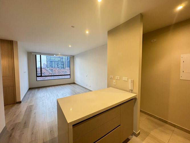 Apartaestudio en venta en Estoril, Bogotá, 38 m² · foto 2 de 14