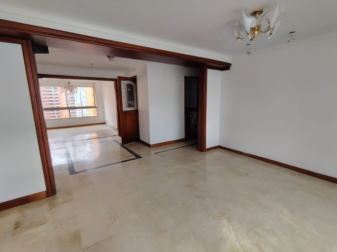 Apartamento de 3 alcobas en arriendo en El Poblado, Medellín, 185 m² · foto 8 de 19