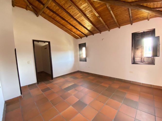 Casa de 4 alcobas en venta en Quintas Del Llanito, Girón, 174 m² · foto 11 de 13