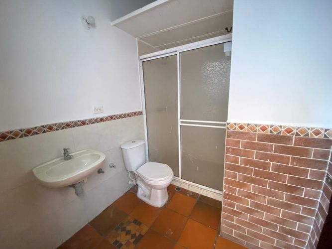 Casa de 4 alcobas en venta en Quintas Del Llanito, Girón, 174 m² · foto 13 de 13