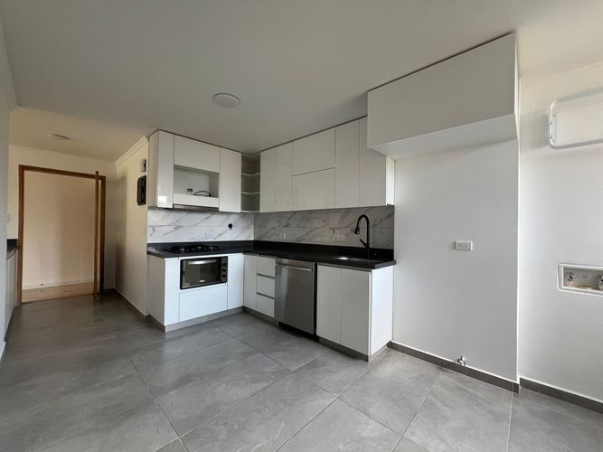 Apartamento de 2 alcobas en arriendo en El Poblado, Medellín, 125 m² · foto 7 de 15