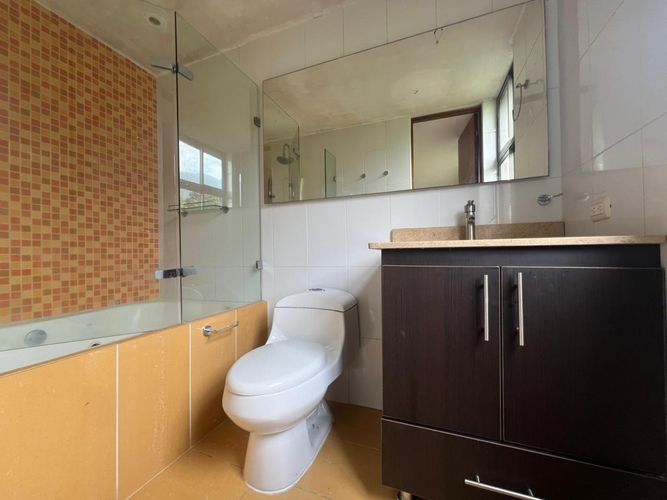 Apartamento de 2 alcobas en arriendo en El Poblado, Medellín, 120 m² · foto 17 de 17