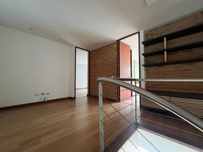 Apartamento de 2 alcobas en arriendo en El Poblado, Medellín, 120 m² · foto 9 de 17