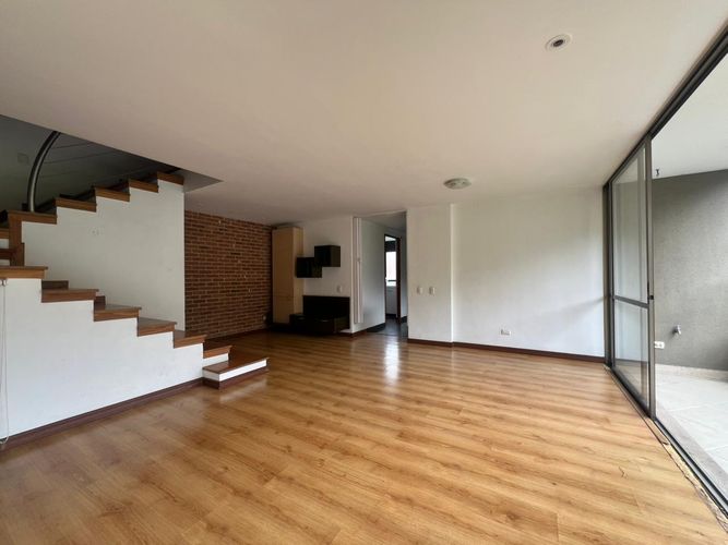Apartamento de 2 alcobas en arriendo en El Poblado, Medellín, 120 m² · foto 3 de 17