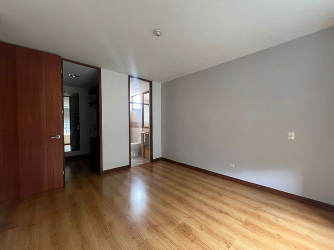 Apartamento de 2 alcobas en arriendo en El Poblado, Medellín, 120 m² · foto 14 de 17