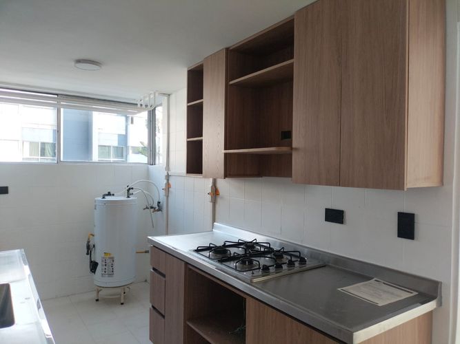 Apartamento de 3 alcobas en arriendo en El Poblado, Medellín, 115 m² · foto 4 de 12