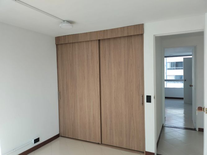 Apartamento de 3 alcobas en arriendo en El Poblado, Medellín, 115 m² · foto 8 de 12