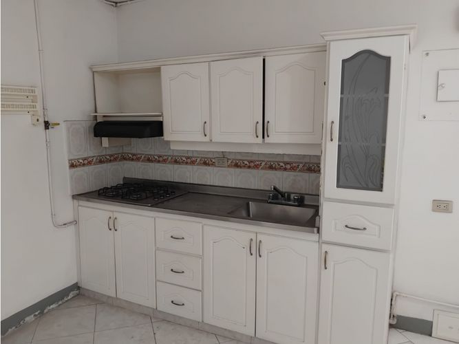 Casa de 4 alcobas en venta en El Velódromo, Medellín, 185 m² · foto 6 de 24