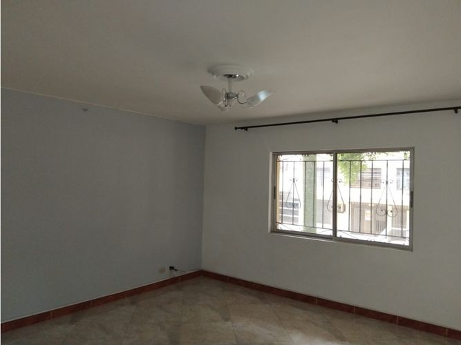 Casa de 4 alcobas en venta en El Velódromo, Medellín, 185 m² · foto 8 de 24