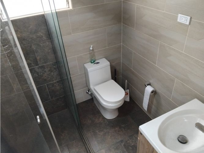 Casa de 4 alcobas en venta en El Velódromo, Medellín, 185 m² · foto 10 de 24