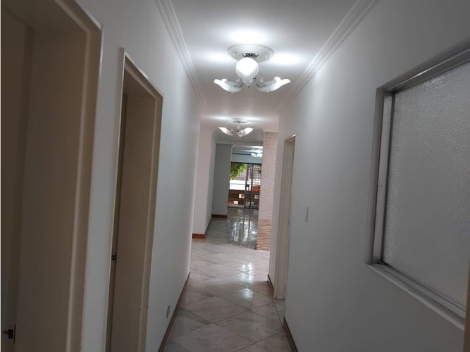 Casa de 4 alcobas en venta en El Velódromo, Medellín, 185 m² · foto 15 de 24