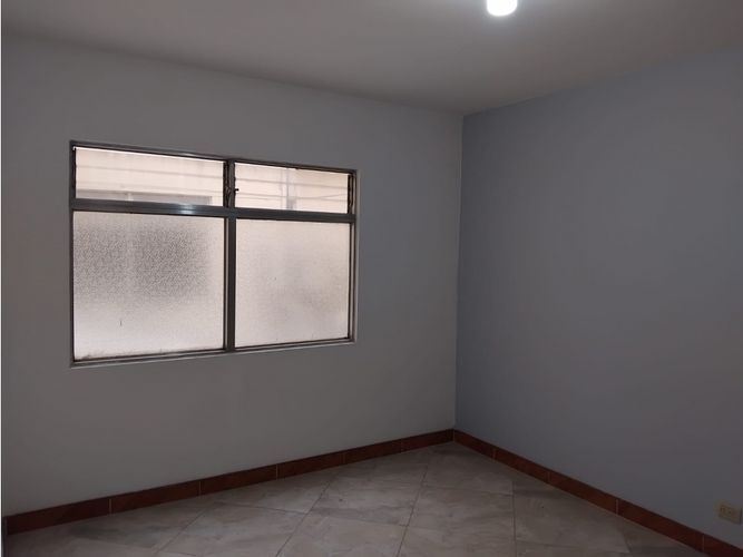 Casa de 4 alcobas en venta en El Velódromo, Medellín, 185 m² · foto 19 de 24