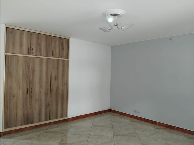 Casa de 4 alcobas en venta en El Velódromo, Medellín, 185 m² · foto 21 de 24