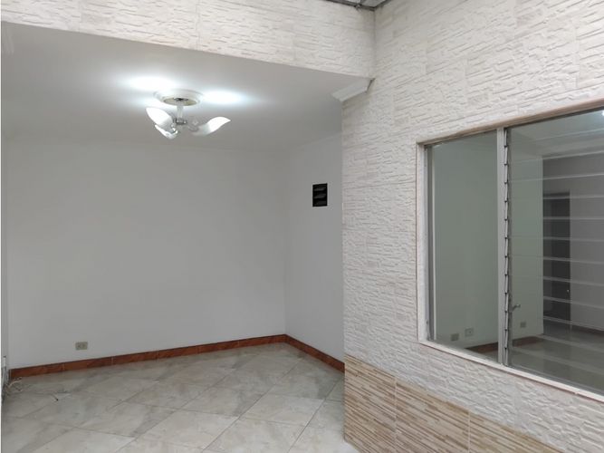 Casa de 4 alcobas en venta en El Velódromo, Medellín, 185 m² · foto 22 de 24